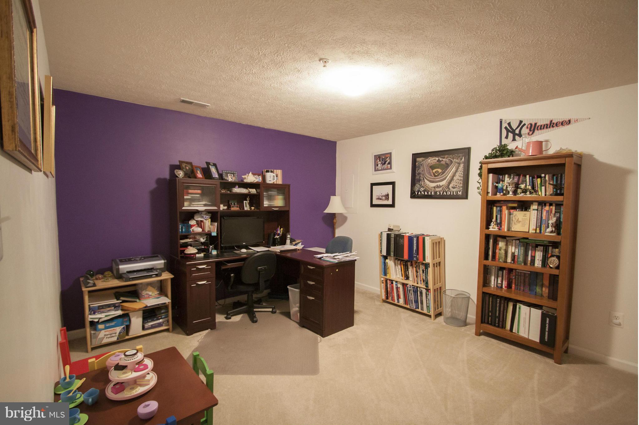 9653 Biggs Road Baltimore, MD 21220 - Photo 19 of 22 a view of a workspace with furniture