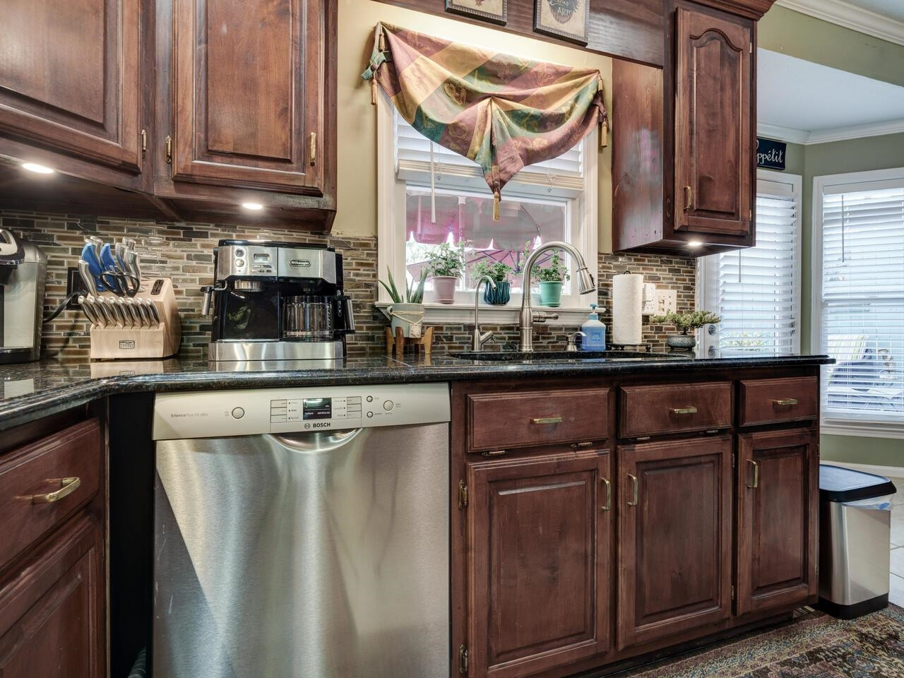 5933 Dunbarton Way Raleigh, NC 27613 - Photo 7 of 48 Photo 7