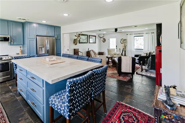 $319,000 | 522 Mulberry Road, Cuero, TX 77954