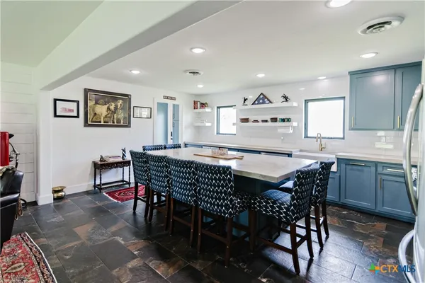 $319,000 | 522 Mulberry Road, Cuero, TX 77954