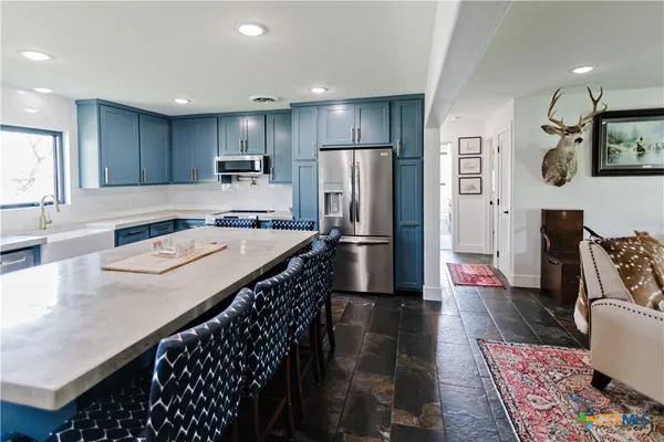 $319,000 | 522 Mulberry Road, Cuero, TX 77954