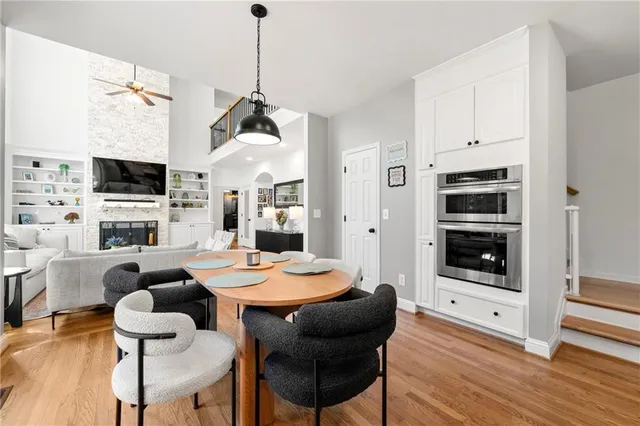 $990,000 | 12579 Huntington Trace, Alpharetta, GA 30005