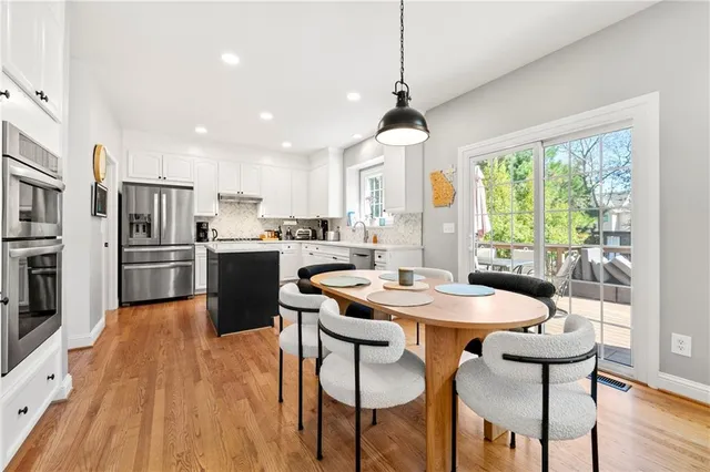 $990,000 | 12579 Huntington Trace, Alpharetta, GA 30005