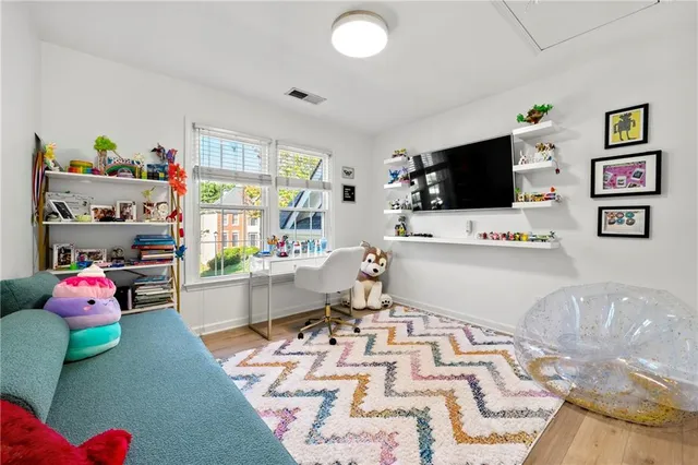 $990,000 | 12579 Huntington Trace, Alpharetta, GA 30005