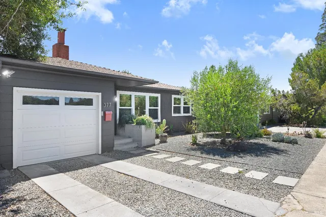 $895,000 | 377 West Spain Street, Sonoma, CA 95476