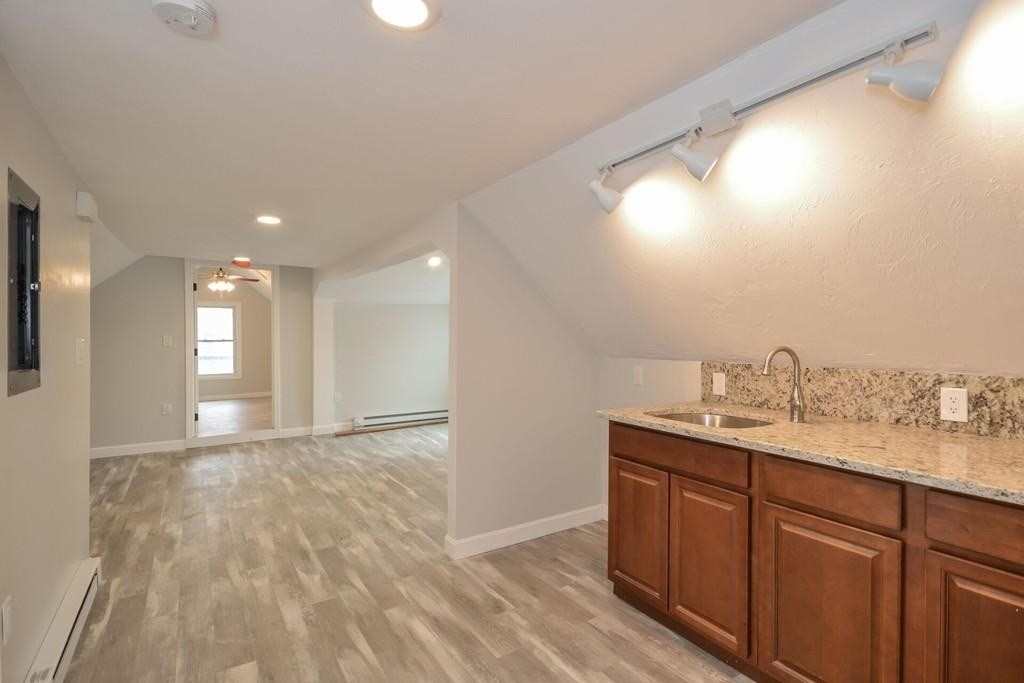 9 Cottage Court, Unit 3 Middleboro, MA 02346 - Photo 5 of 6