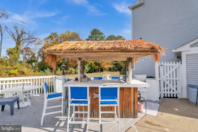 $384,995 | 3379 Lakeside View Drive, Falls Church, VA 22041