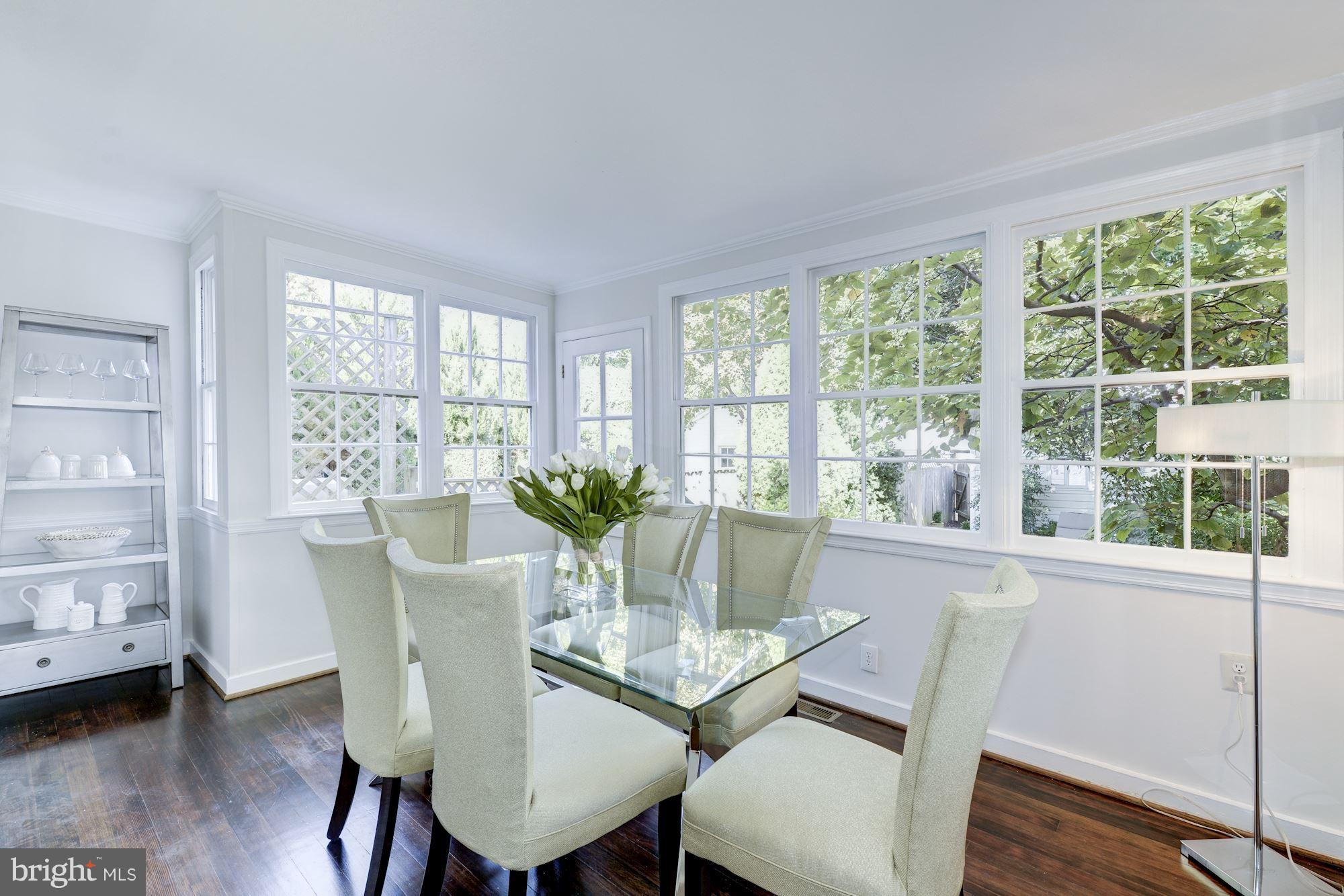 3723 R Street Northwest Washington, DC 20007 - Photo 4 of 14 Dining Room