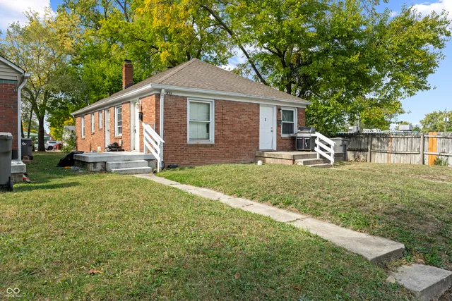 $155,000 | 932-934 North Leland Avenue, Indianapolis, IN 46219