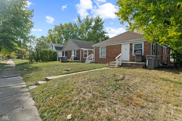 $155,000 | 932-934 North Leland Avenue, Indianapolis, IN 46219