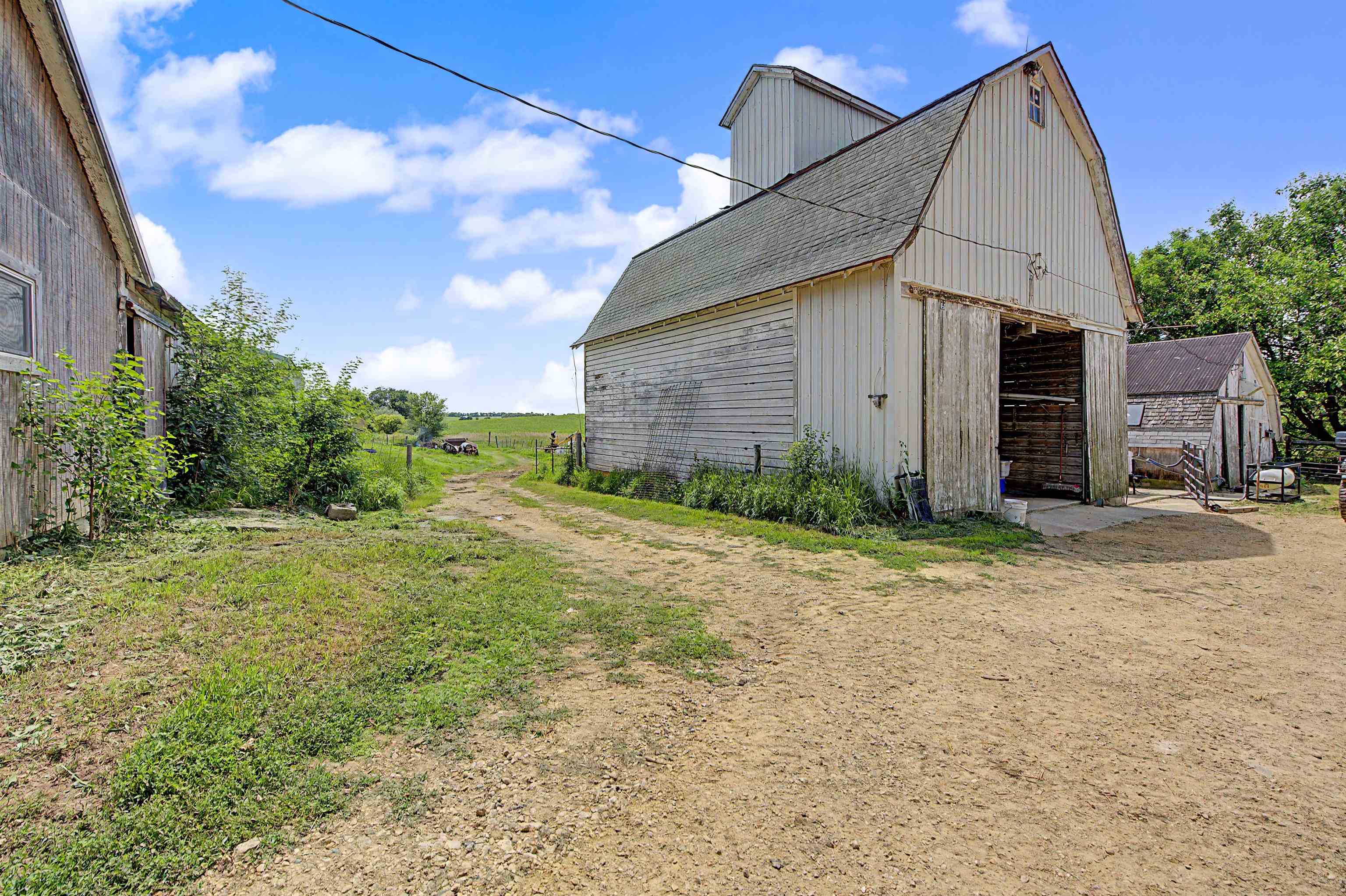 3139 East McConnell Road Dakota, IL 61018 - Photo 10 of 43
