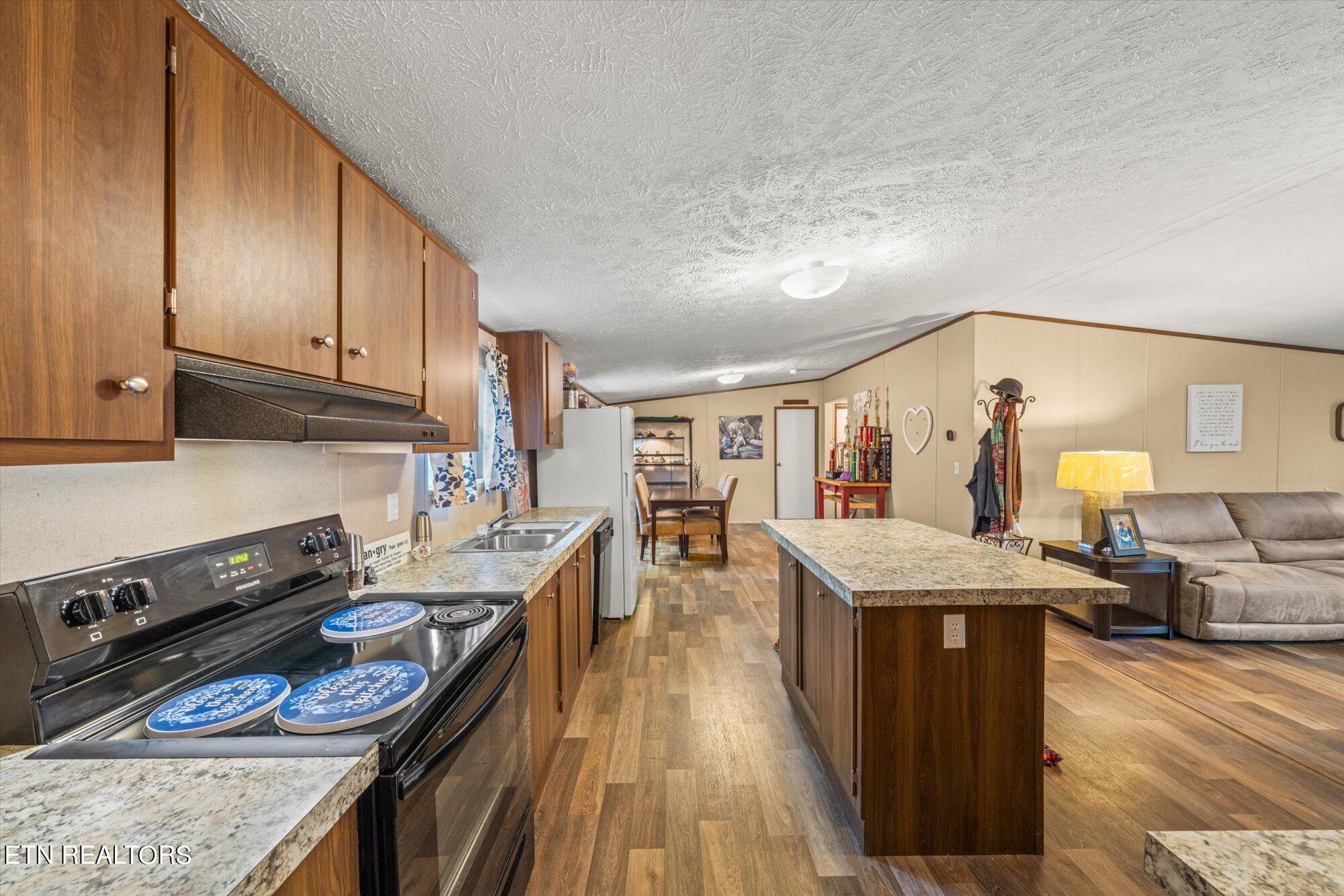 5220 McNutt Road Knoxville, TN 37920 - Photo 13 of 36 13-5220-McNutt-Rd-Knoxville-TN-13