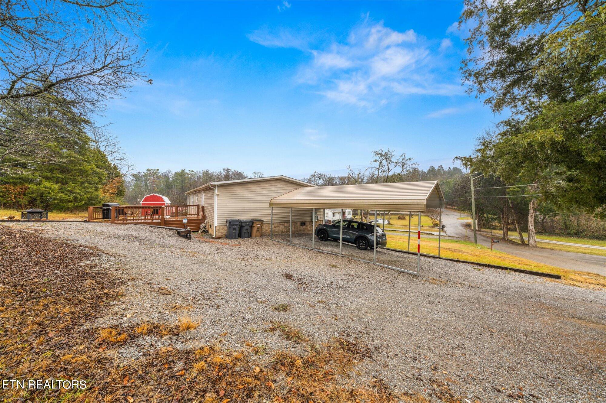 5220 McNutt Road Knoxville, TN 37920 - Photo 27 of 36 27-5220-McNutt-Rd-Knoxville-TN-27