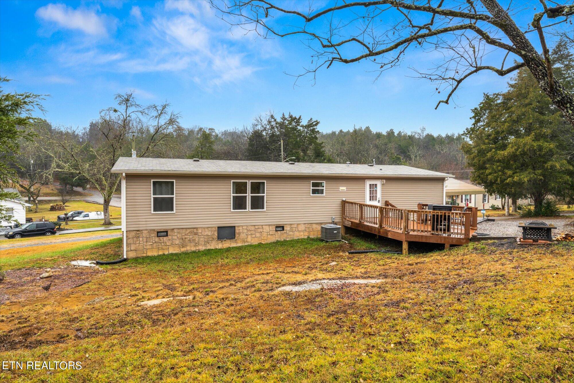 5220 McNutt Road Knoxville, TN 37920 - Photo 29 of 36 29-5220-McNutt-Rd-Knoxville-TN-29