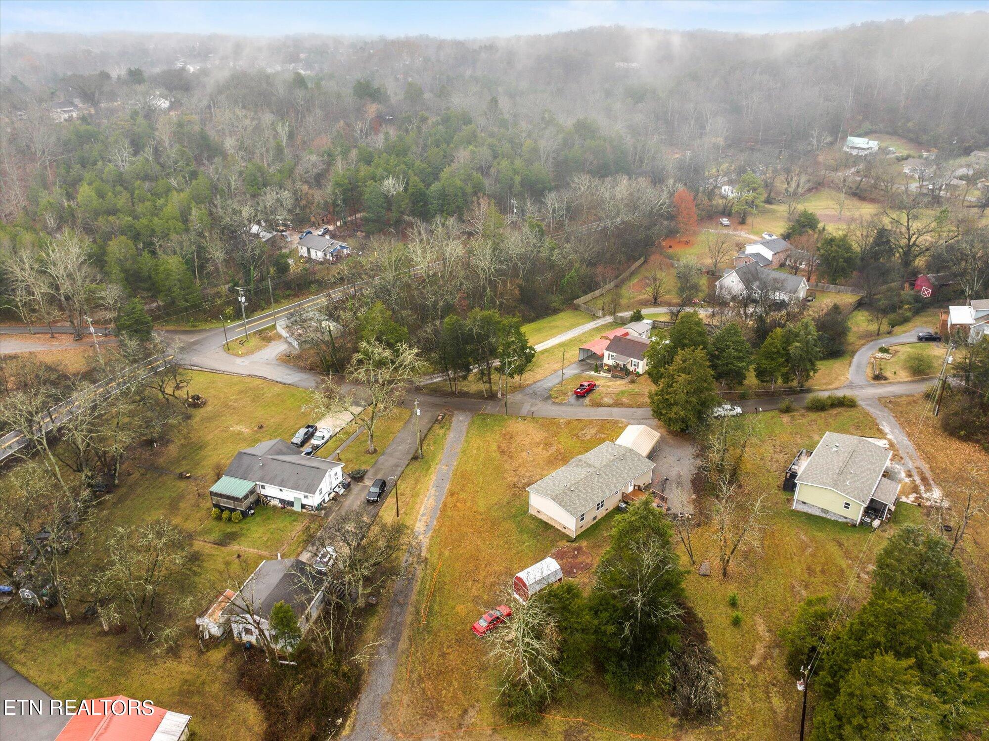5220 McNutt Road Knoxville, TN 37920 - Photo 34 of 36 34-5220-McNutt-Rd-Knoxville-TN-34