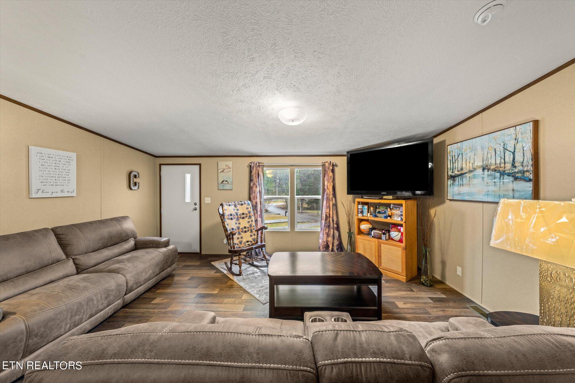 5220 McNutt Road Knoxville, TN 37920 - Photo 5 of 36 05-5220-McNutt-Rd-Knoxville-TN-5