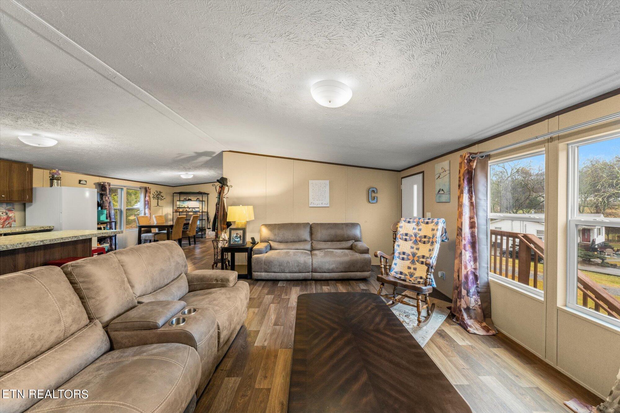 5220 McNutt Road Knoxville, TN 37920 - Photo 7 of 36 07-5220-McNutt-Rd-Knoxville-TN-7
