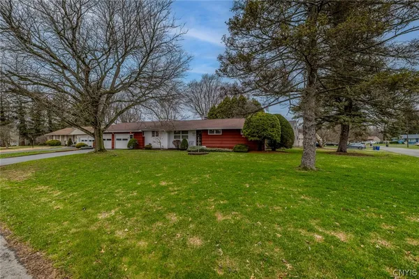 $297,000 | 100 Augusta Drive, Cicero, NY 13212