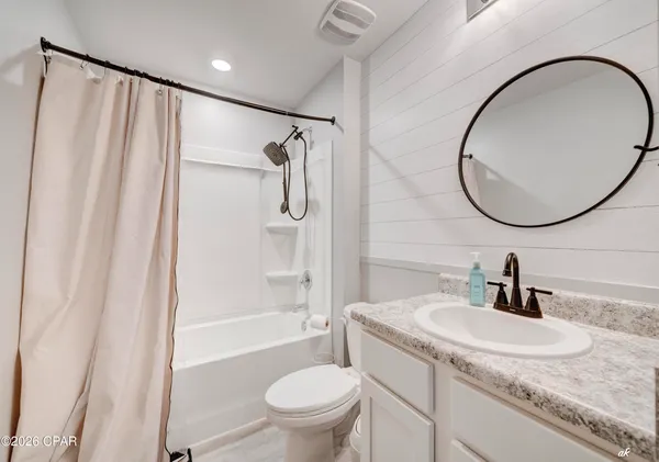 $2,200 | 4920 Shurer Lane, Panama City, FL 32404