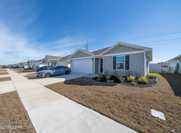 $2,200 | 4920 Shurer Lane, Panama City, FL 32404