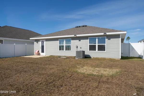 $2,200 | 4920 Shurer Lane, Panama City, FL 32404