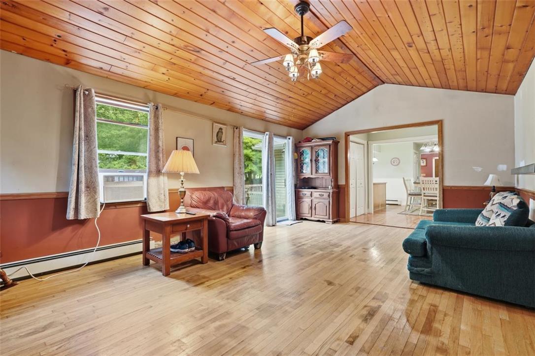 191 Hemlock Road Tannersville, PA 18372 - Photo 9 of 33 Gallery Image 9