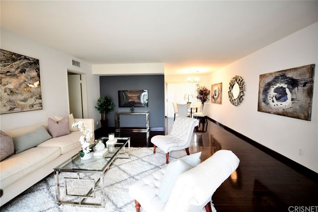 $460,000 | 330 North Howard Street, Unit 204, Glendale, CA 91206