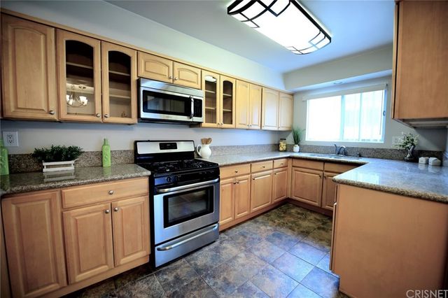 $460,000 | 330 North Howard Street, Unit 204, Glendale, CA 91206