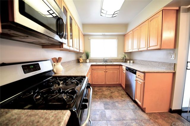 $460,000 | 330 North Howard Street, Unit 204, Glendale, CA 91206