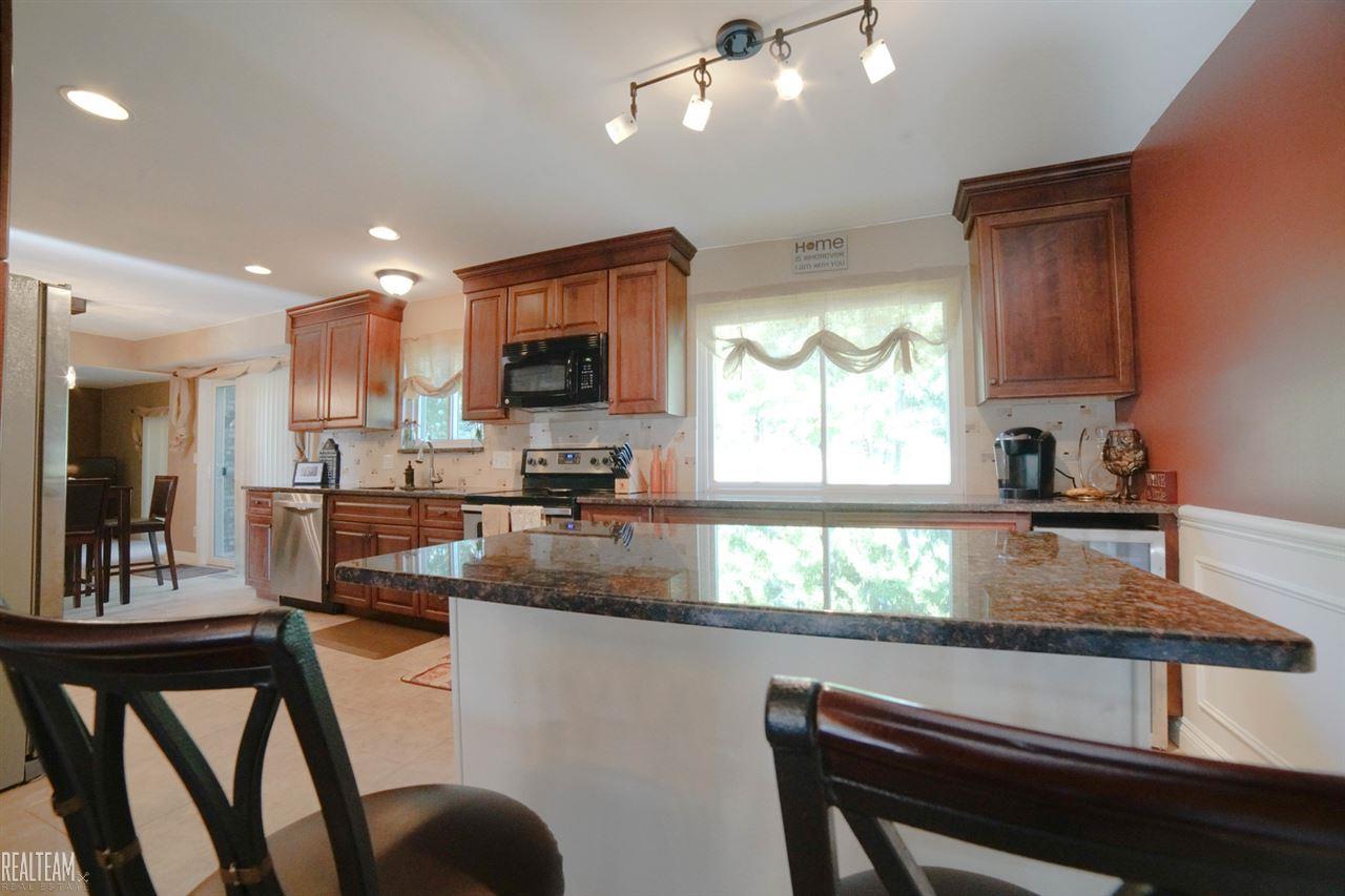 47405 Concord Road Macomb, MI 48044 - Photo 3 of 25