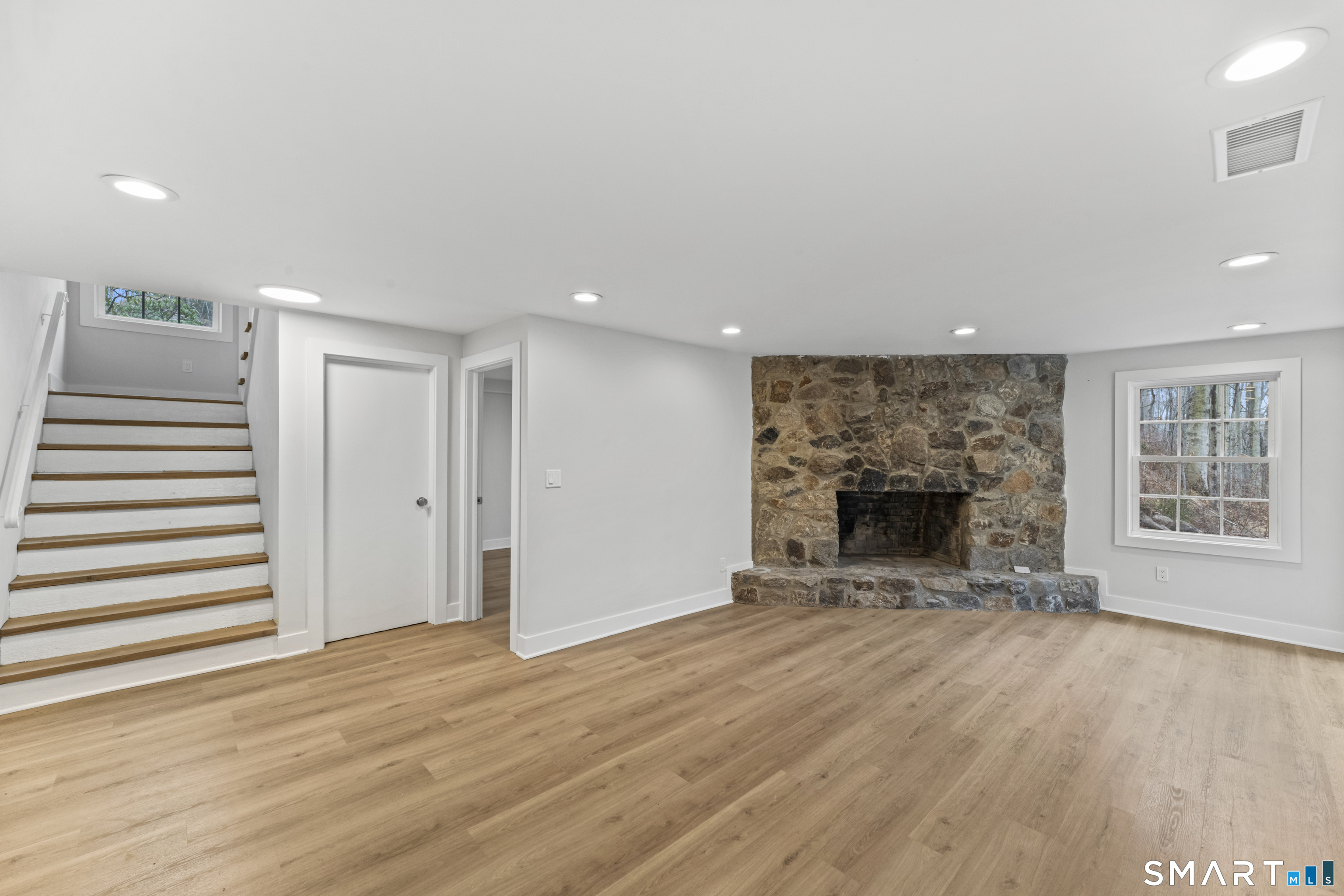 147 Thayer Pond Road Wilton, CT 06897 - Photo 26 of 39