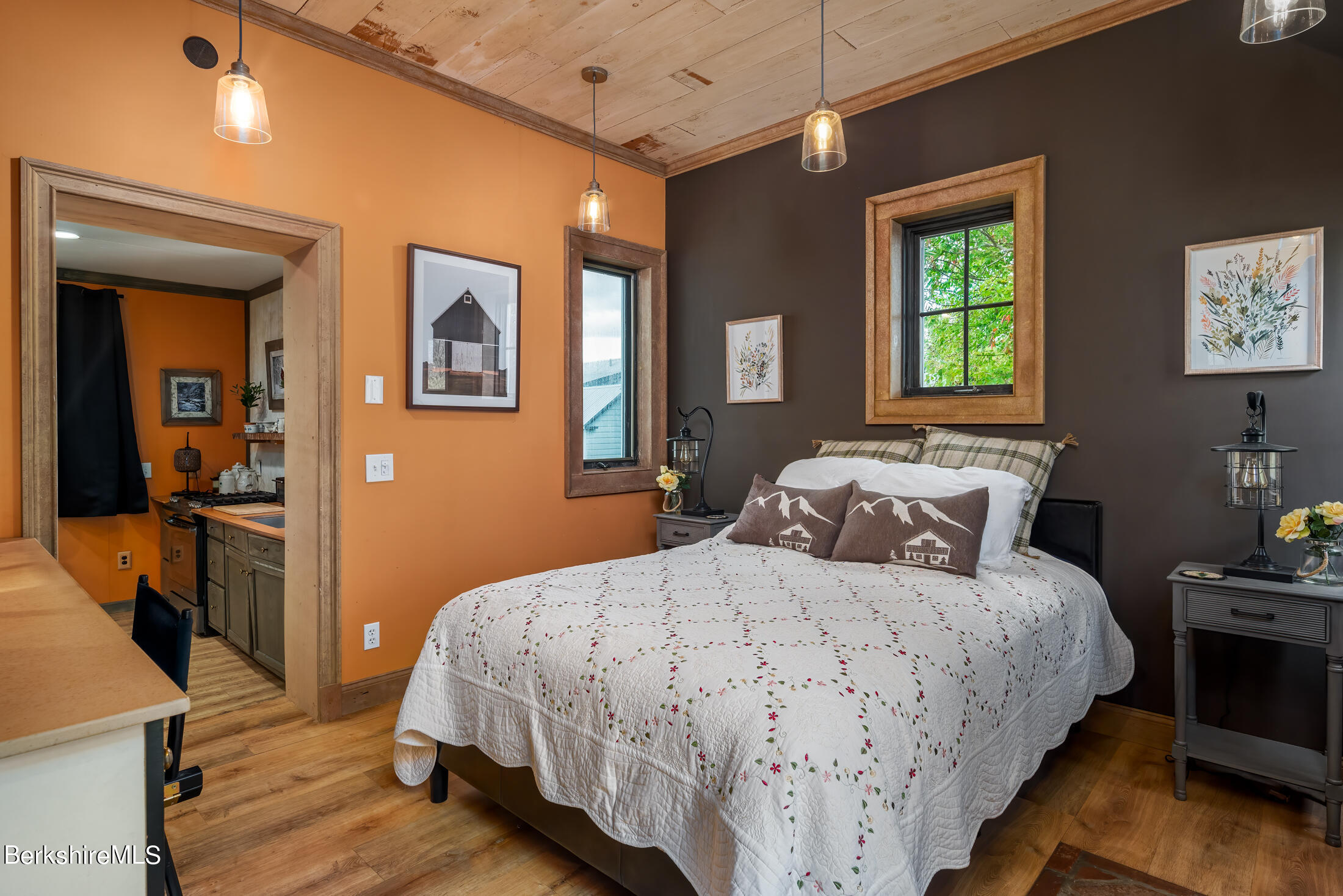 3310 Vt Route Pownal, VT 05261 - Photo 24 of 48 1st Floor bedroom suite