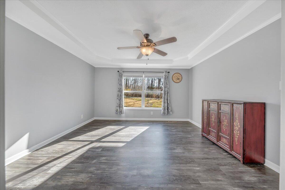 1309 Gate Lane Moneta, VA 24121 - Photo 14 of 35 18-MIB09444