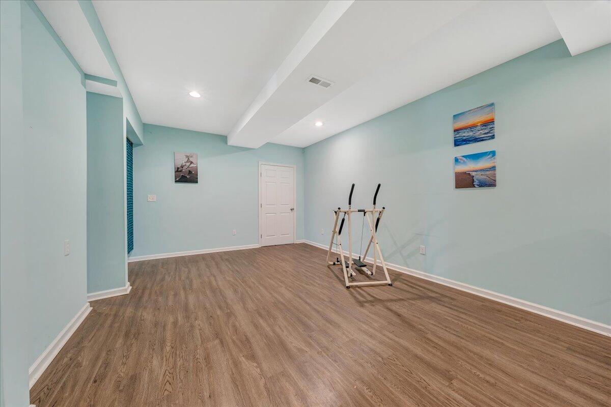 1309 Gate Lane Moneta, VA 24121 - Photo 21 of 35 29-MIB09459