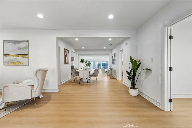 $929,900 | 1065 Bennett Avenue, Long Beach, CA 90804