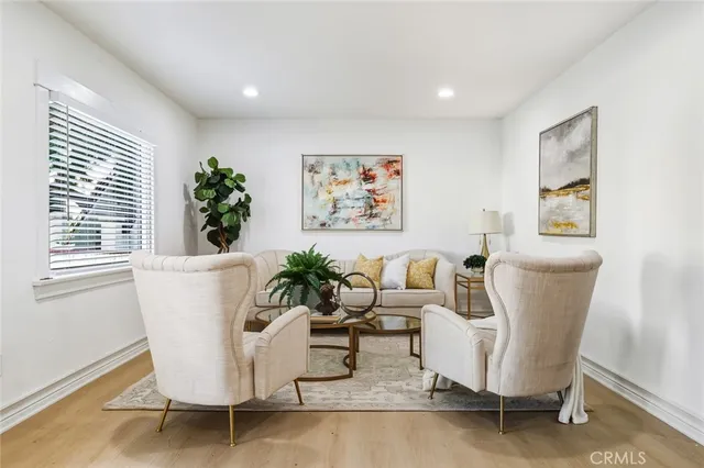 $929,900 | 1065 Bennett Avenue, Long Beach, CA 90804