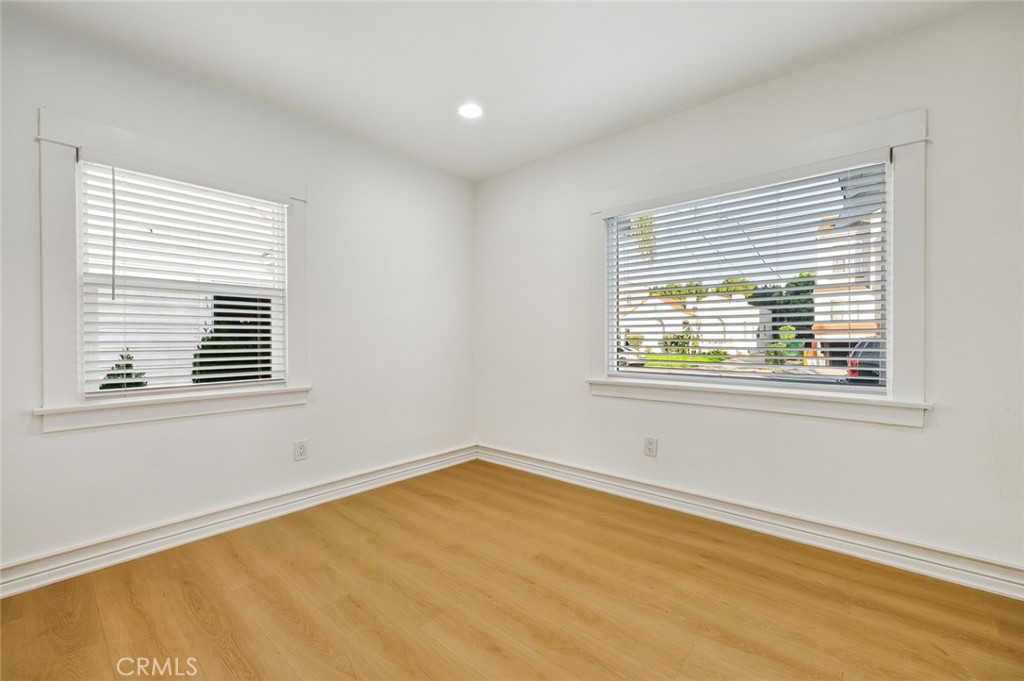 1065 Bennett Avenue Long Beach, CA 90804 - Photo 19 of 44 a view of an empty room with a window
