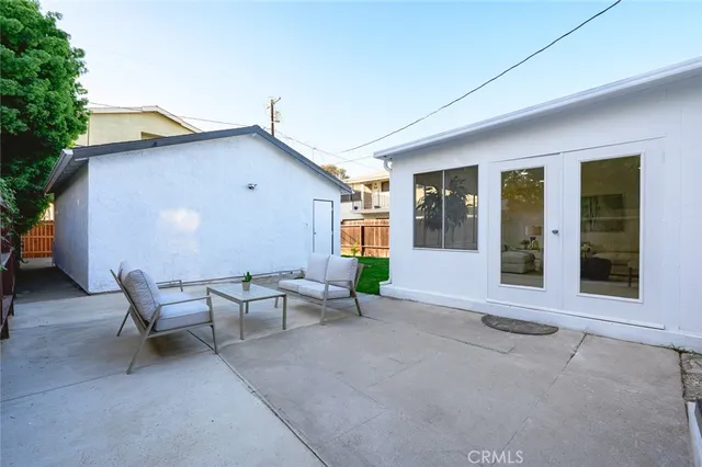 $929,900 | 1065 Bennett Avenue, Long Beach, CA 90804