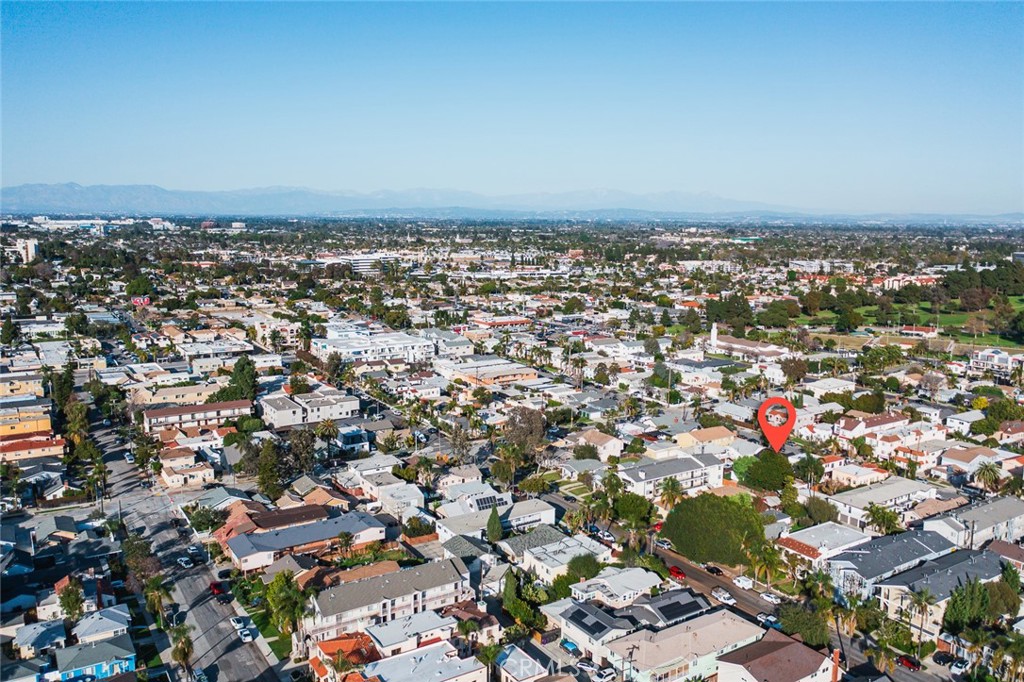 1065 Bennett Avenue Long Beach, CA 90804 - Photo 44 of 44 an aerial view of multiple house