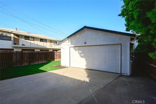 $929,900 | 1065 Bennett Avenue, Long Beach, CA 90804
