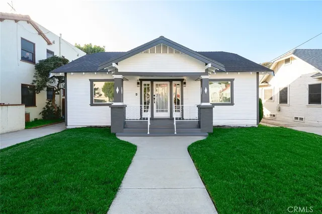 $929,900 | 1065 Bennett Avenue, Long Beach, CA 90804