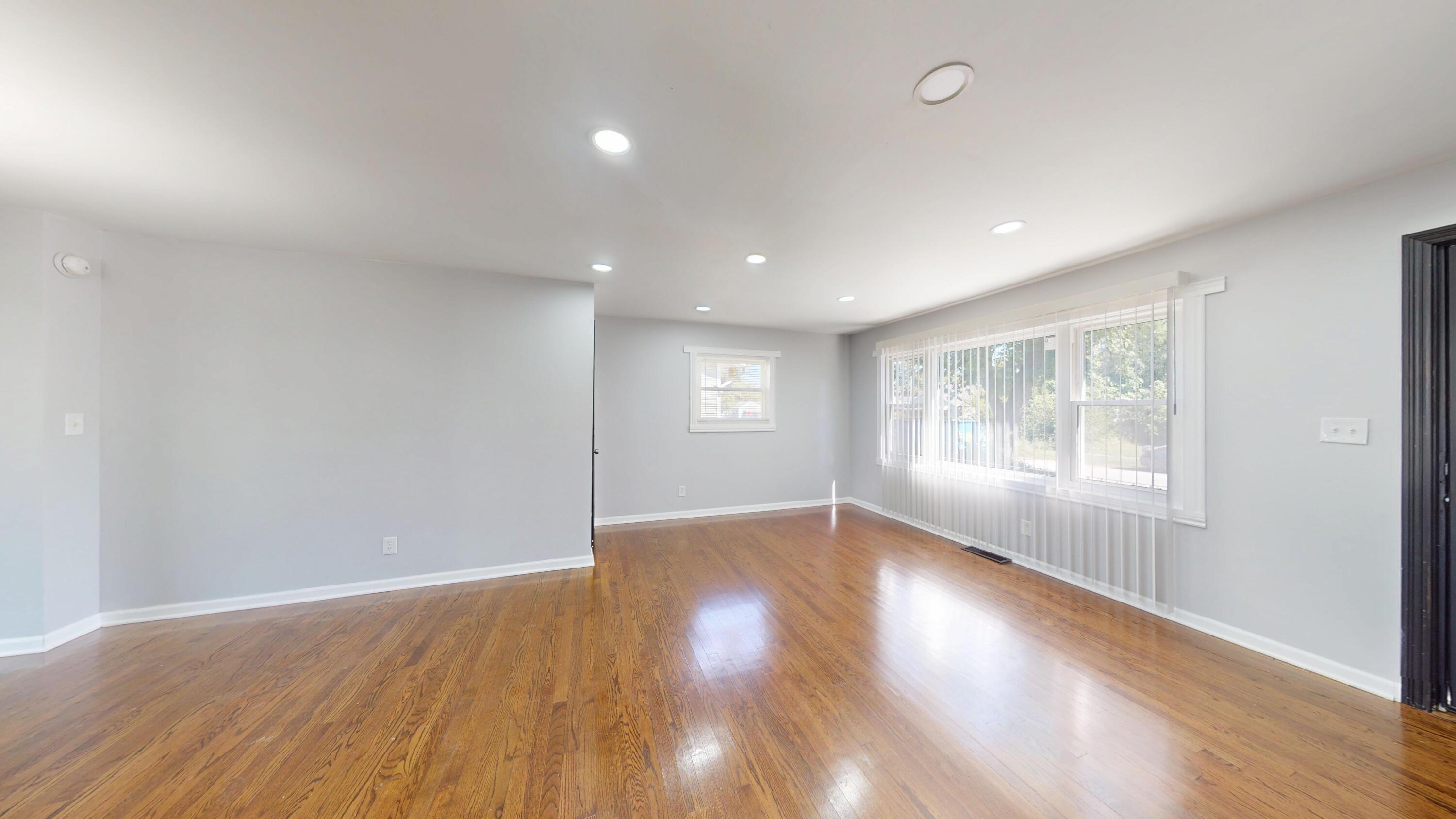 1736 Arthur Street Gary, IN 46404 - Photo 6 of 50 3000x1687