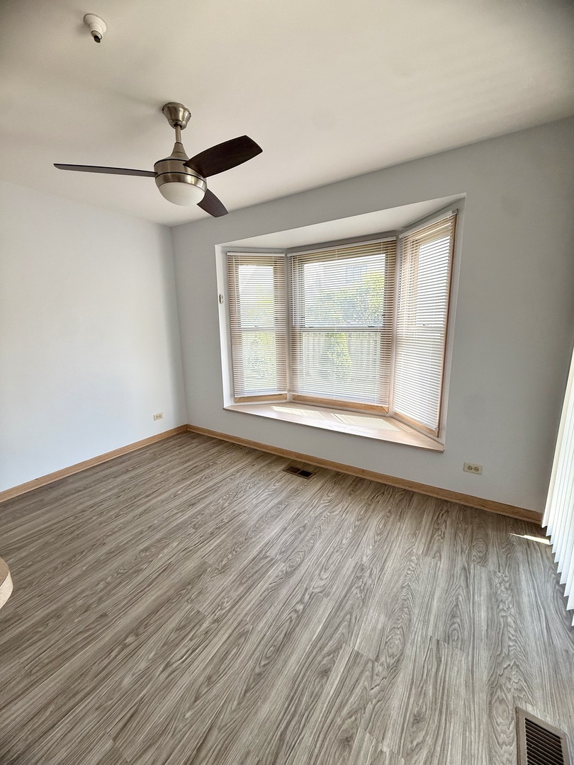 9513 Washington Road Morton Grove, IL 60053 - Photo 7 of 15