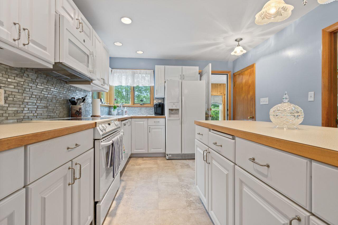 185 Gibbs Mill Road Livermore, ME 04253 - Photo 14 of 64 20250714SB-72014