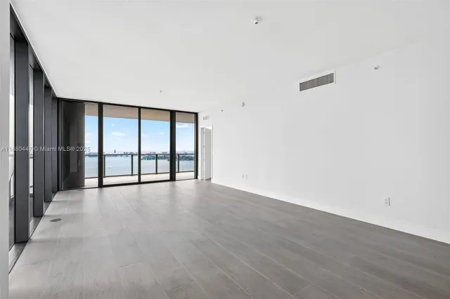 $3,300,000 | 700 Northeast 24th Street, Unit 3801, Miami, FL 33137