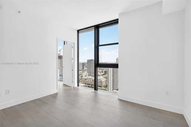 $3,300,000 | 700 Northeast 24th Street, Unit 3801, Miami, FL 33137