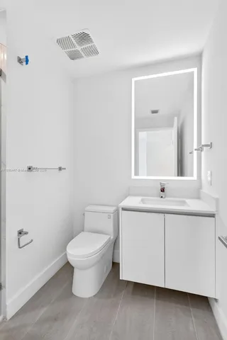 $3,300,000 | 700 Northeast 24th Street, Unit 3801, Miami, FL 33137