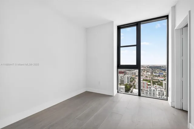 $3,300,000 | 700 Northeast 24th Street, Unit 3801, Miami, FL 33137