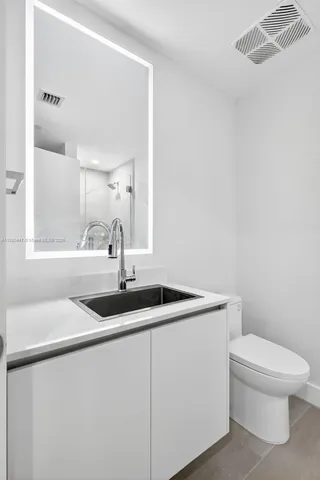 $3,300,000 | 700 Northeast 24th Street, Unit 3801, Miami, FL 33137