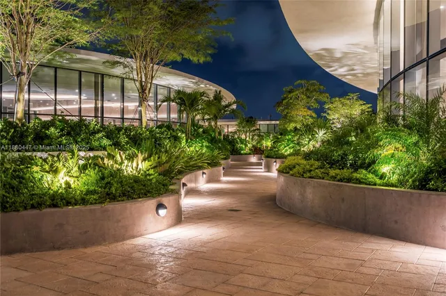 $3,300,000 | 700 Northeast 24th Street, Unit 3801, Miami, FL 33137